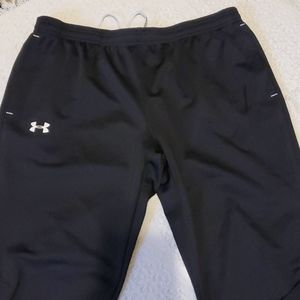 Black Under Armor athletic pants